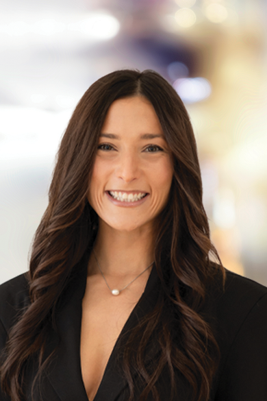 Portrait of Tori Hogan, REALTOR® | NRLUX.